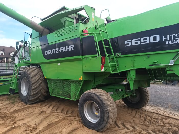 Kombajn Zbożowy - 5690 DEUTZ FAHR HTC Balance - obrazek 4