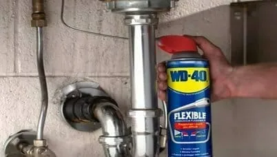 WD-40 Preparat wielofunkcyjny - Odrdzewiacz - z aplikatorem FLEXIBLE - 600ml