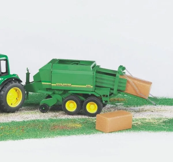 Prasa do słomy John Deere 02017 - BRUDER