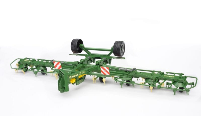 Przetrząsacz do siana – Krone KWT 8.82 – 02224 – BRUDER