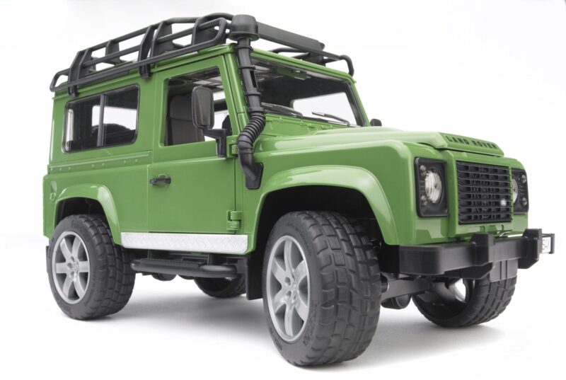 Auto Land Rover Defender – zielony – 02590 – BRUDER
