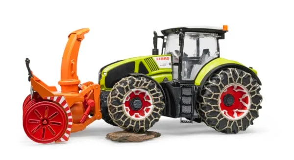 Traktor Claas Axion 950 z pługiem śnieżnym i łańcuchami na kołach - 03017 - BRUDER
