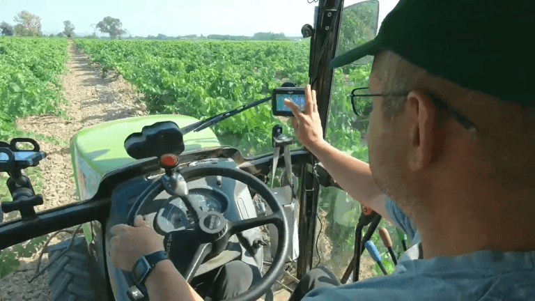 Nawigacja rolnicza GPS - Teejet 430VF - przeznaczony do winnic i sadów 27