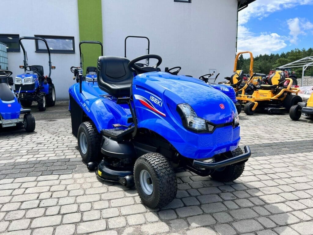 Kosiarka samojezdna traktorek – CM7226 – ISEKI