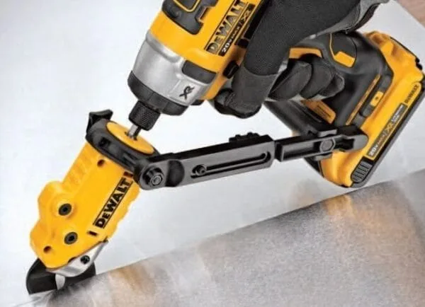 Nożyce do blachy - nakładka do wkrętarek udarowych - DT70620 - DeWALT